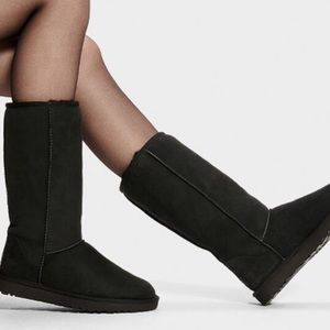 Classic Tall II Boots in Black